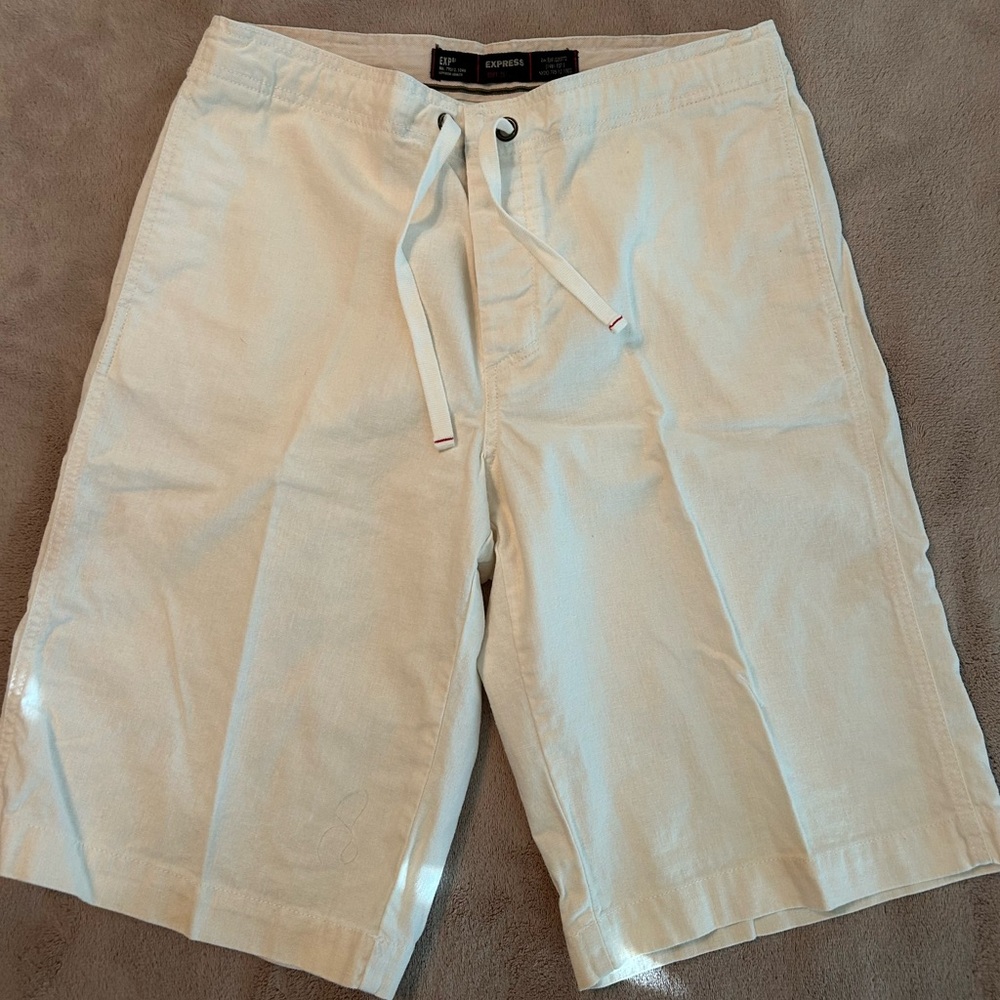 Express Men’s White Athletic Drawstring Shorts